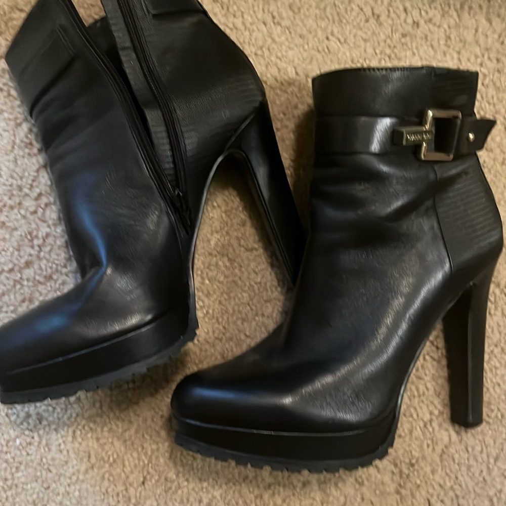 Black Boots